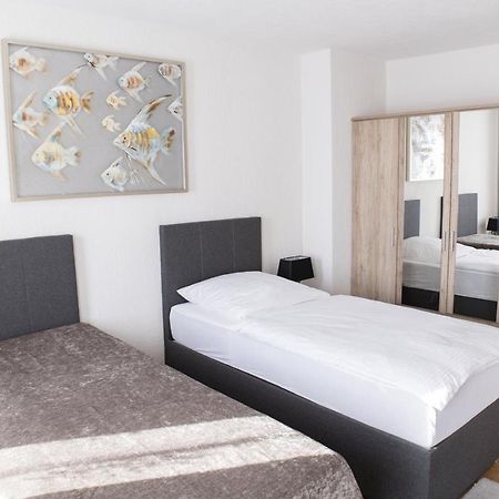 T&K Apartments Near Messe Fair Trade Duesseldorf Und Airport 1B ดุยส์บูร์ก ภายนอก รูปภาพ