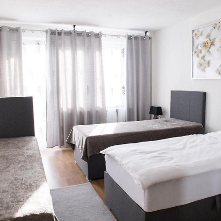 T&K Apartments Near Messe Fair Trade Duesseldorf Und Airport 1B ดุยส์บูร์ก ภายนอก รูปภาพ